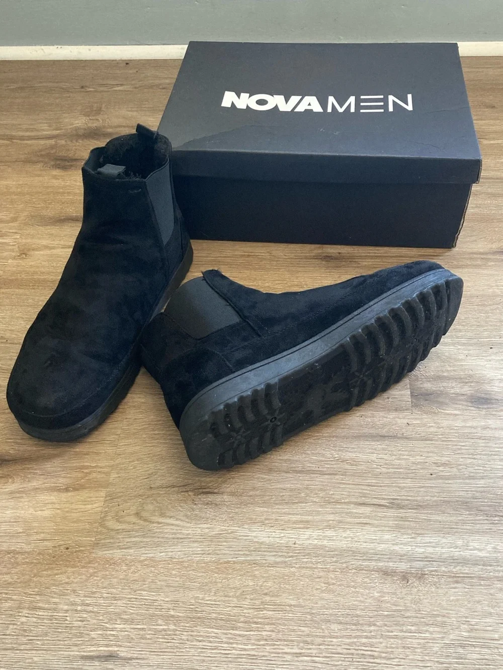 Fashion Nova Men Black Suede Chelsea Boots